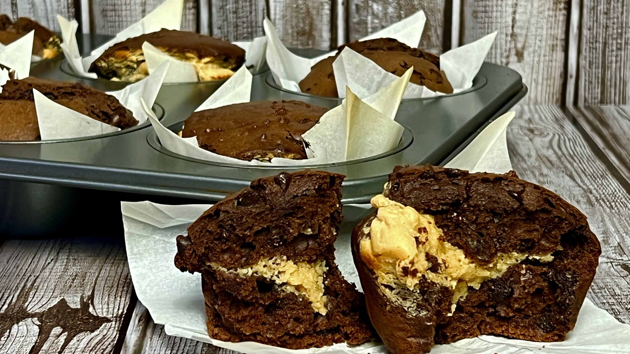 Chocolate peanut butter cheesecake muffins